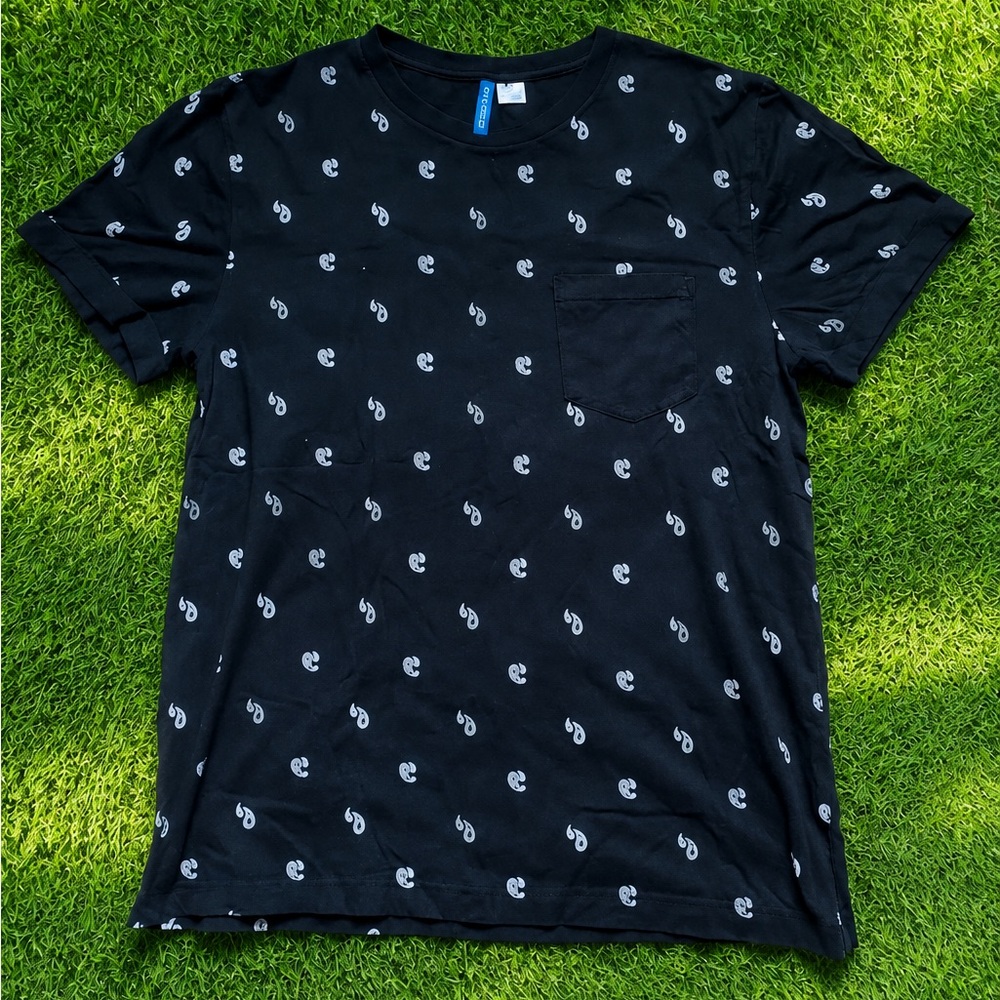 H&M Black Short-Sleeve Tee with White Paisley Dots